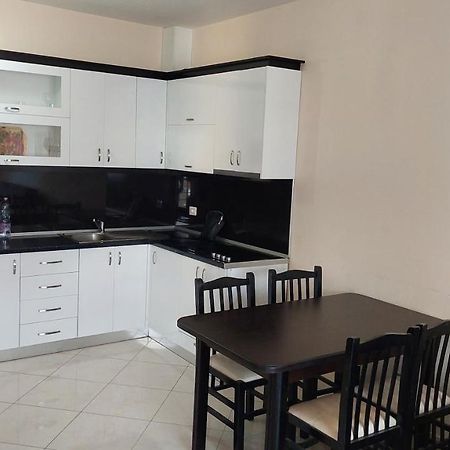 Sweetview 2-Bedroom Apartment With 3 Balcony Seaview Vlorë Exterior foto